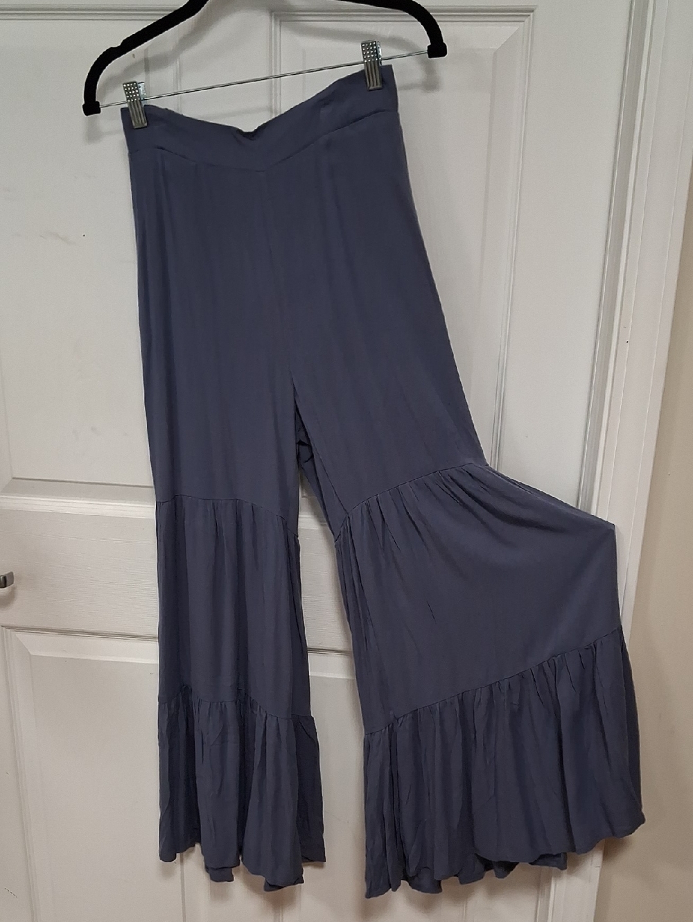 Bluivy Wide-Leg Tiered Palazzo Pants in Slate